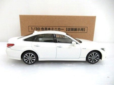 ミニカー 店頭展示用 トヨタ クラウン RS ADVANCE 20.Lターボ