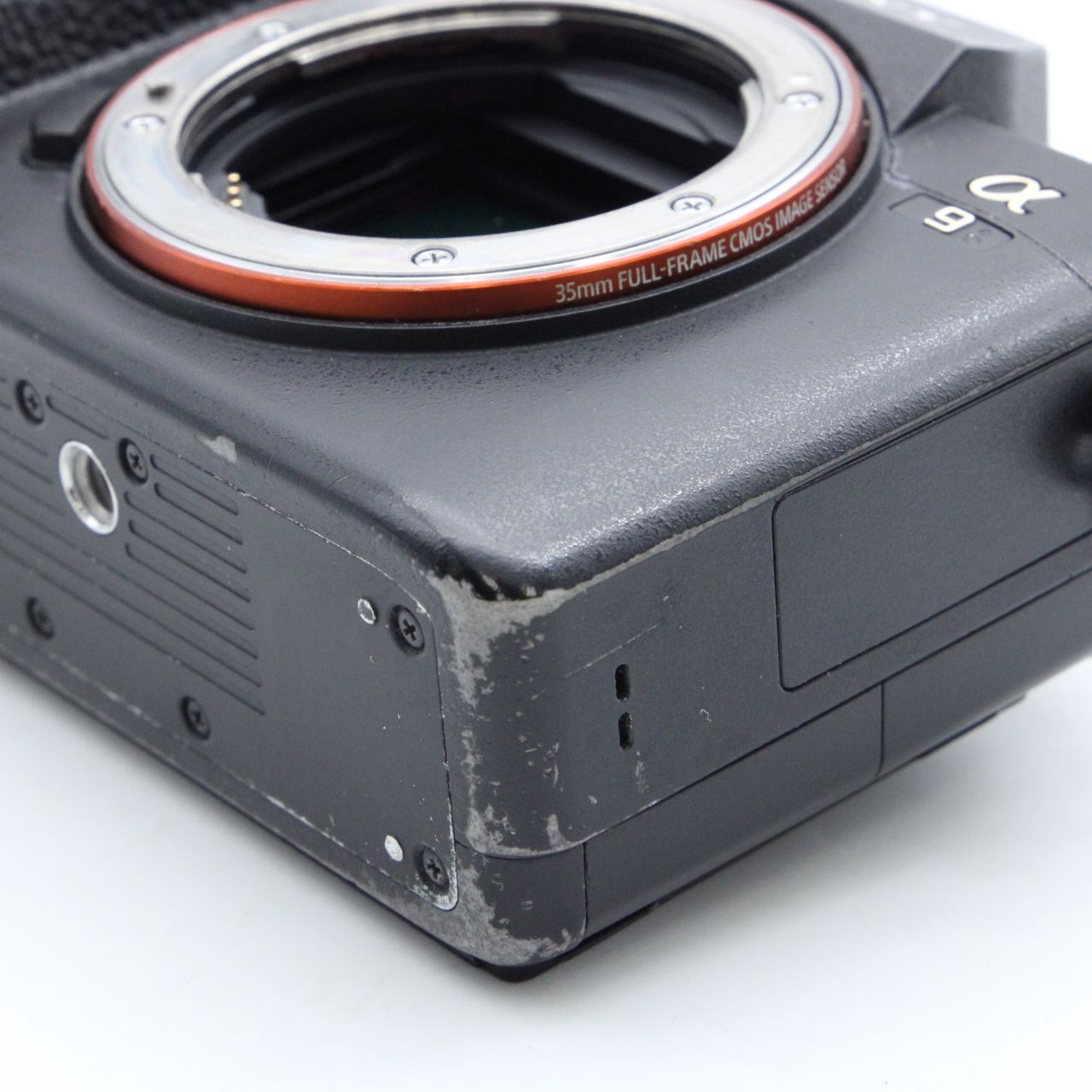 ILCE-9