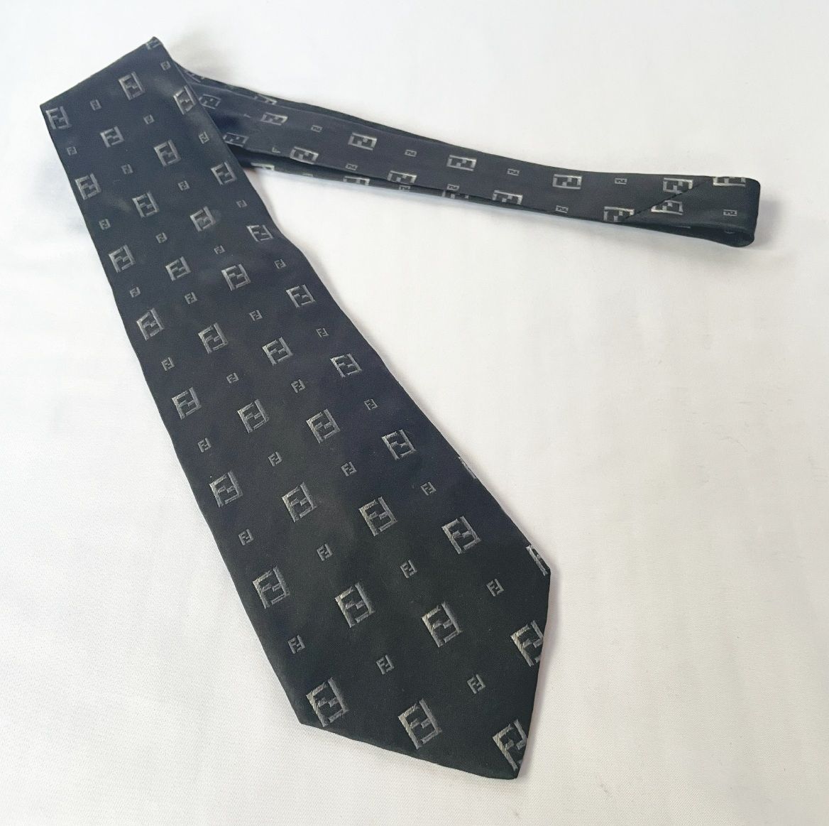 ✱FENDI フェンディ