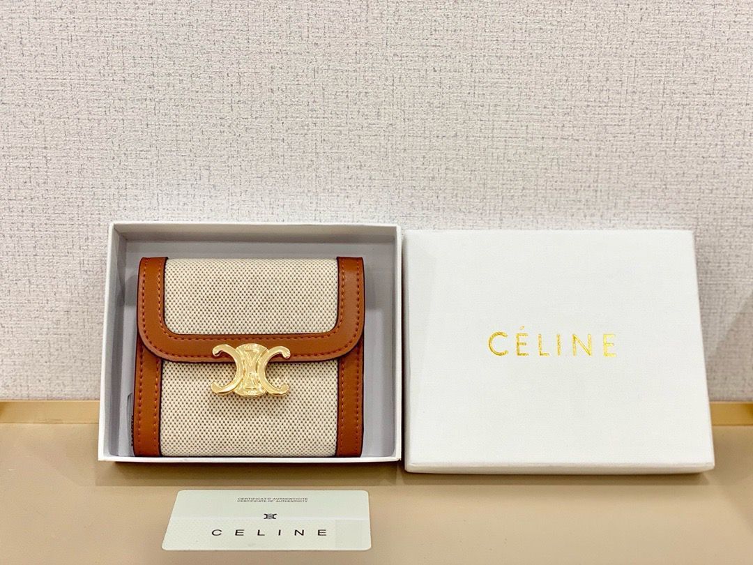 新品未使用 CELINE セリーヌ スモール トリオンフ 三つ折り財布