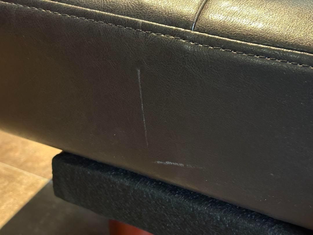 希少　3Pソファ　ソファベッド　ブラックレザー　ボタンダウン　ヴィンテージ　IH 希少 3Pソファ ソファベッド ブラックレザー ボタンダウン