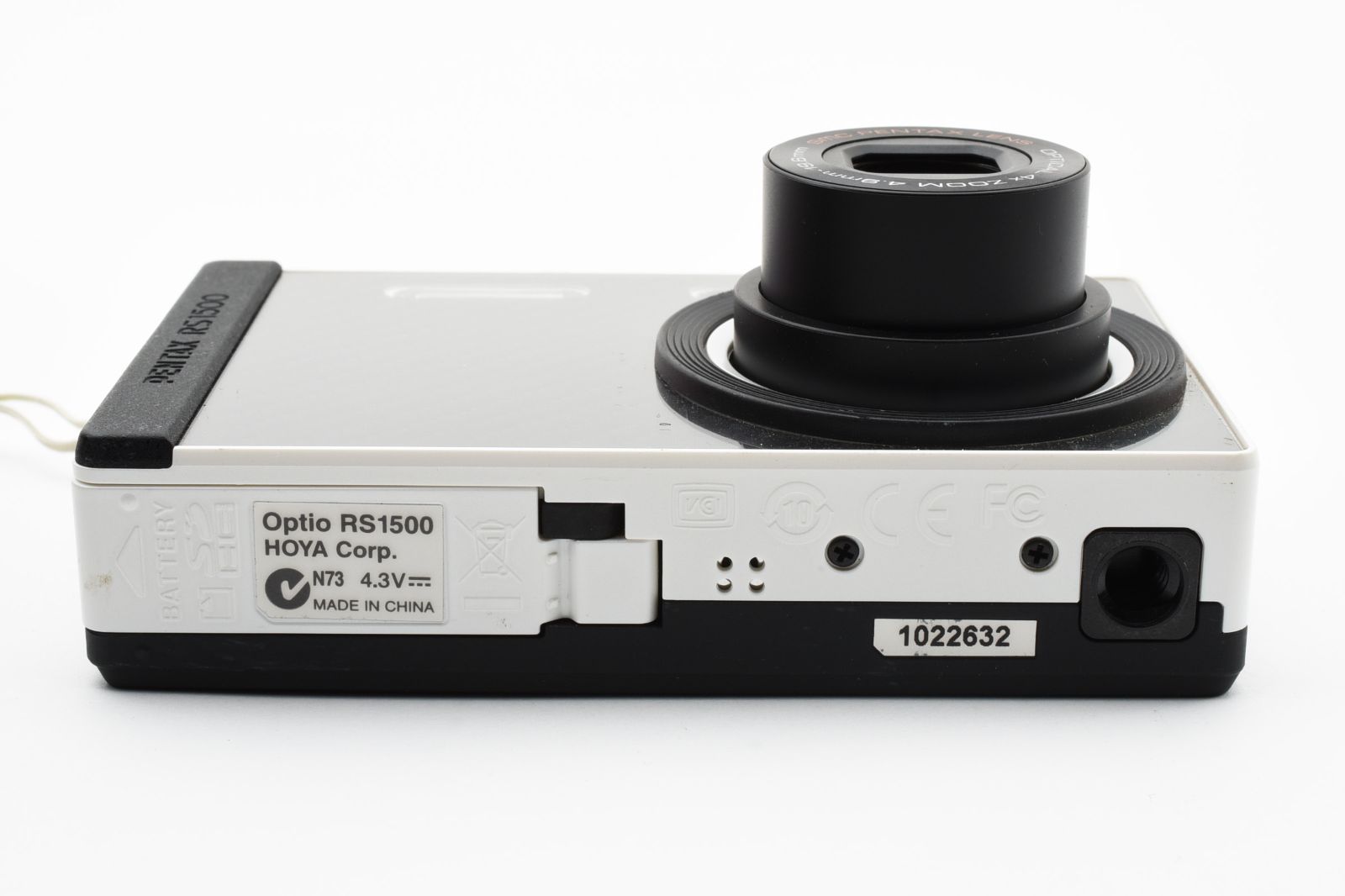 ペンタックス、着せ替えが可能な「Optio RS1500」 - 価格.com