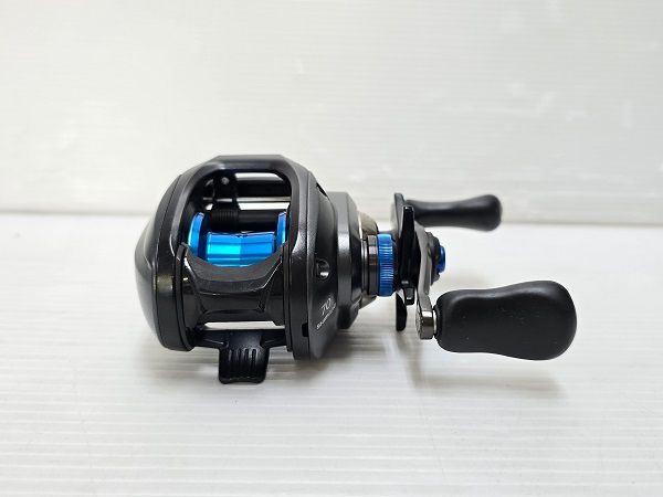 中古品】 シマノ SHIMANO ベイトリール 20 SLX DC 70 右ハンドル 〇YR