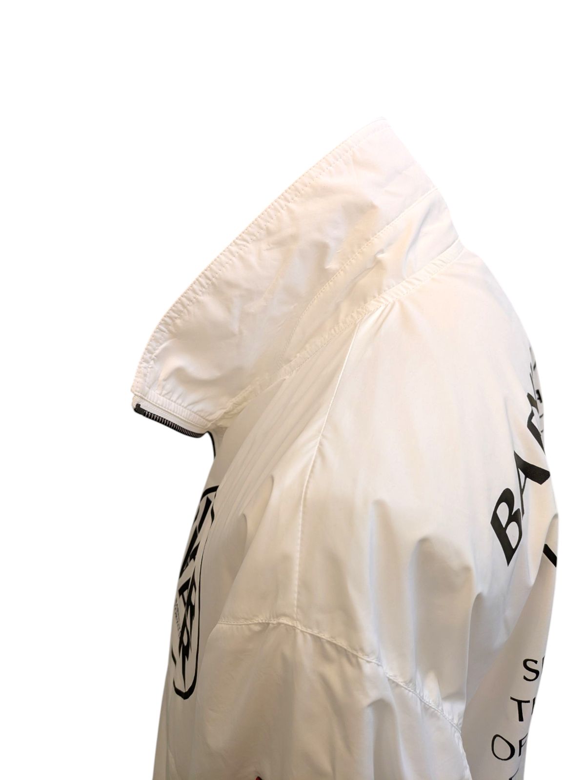 BARNI VARNO／バーニヴァーノ】ロゴ ナイロンブルゾン ホワイト