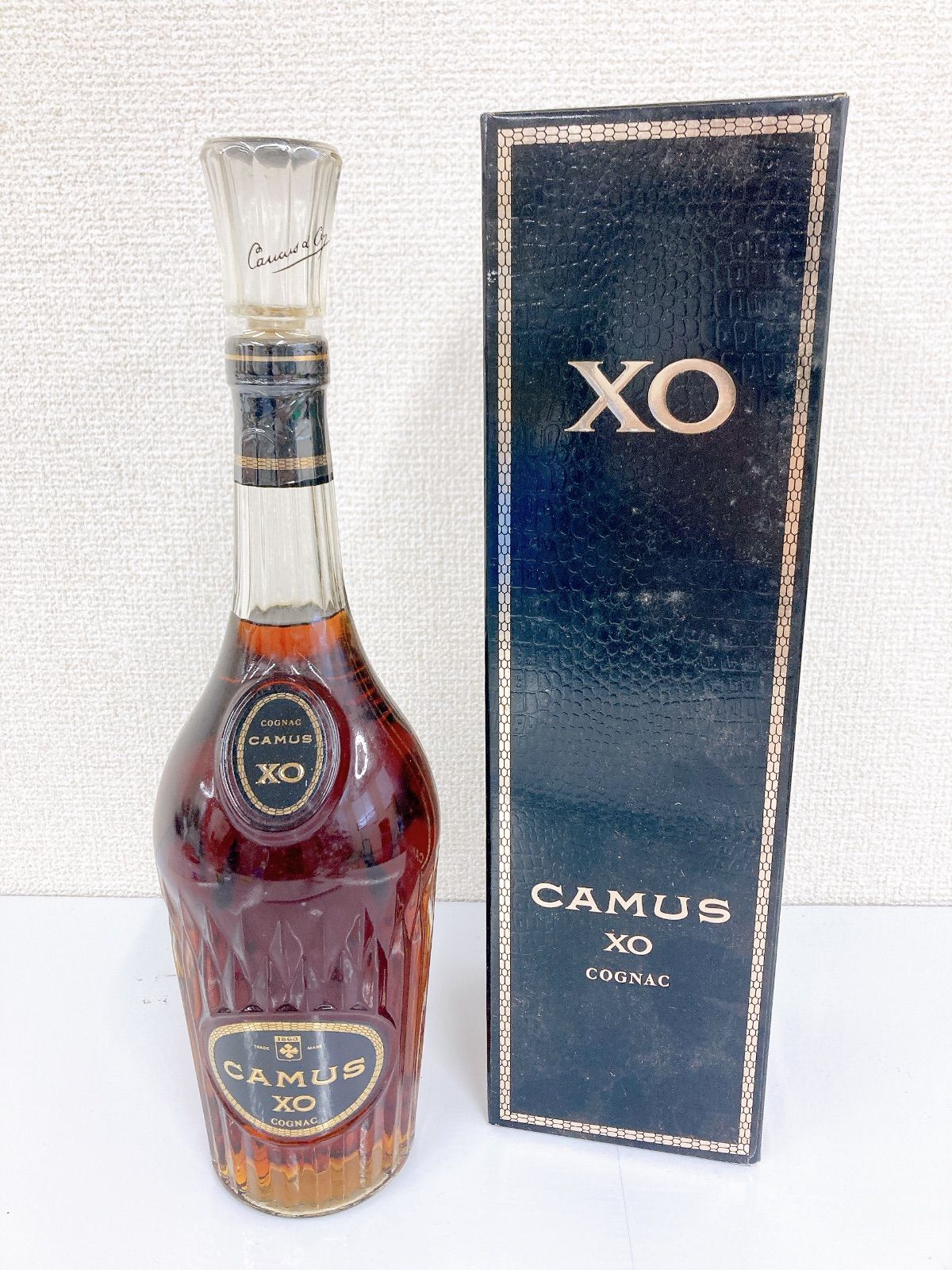 CAMUS Extra & XO コニャック ２本セット　未開封　古酒　箱あり CAMUS Extra & XO コニャック 2本セット 未開封 古酒 箱あり CAMUS Extra