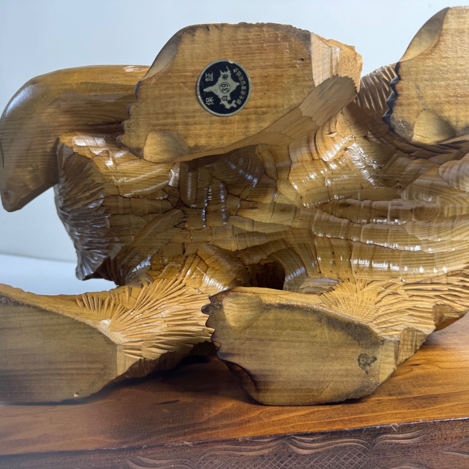 北海道 木彫り熊 鮭をくわえた熊】伝統工芸 民芸品 置物 天然木 彫刻