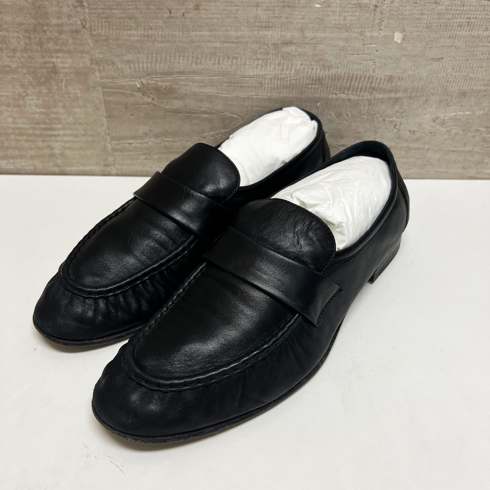 THE ROW ザ ロウ PENNY LOAFER ペニーローファー ブラック Penny Loafer – La Garçonne