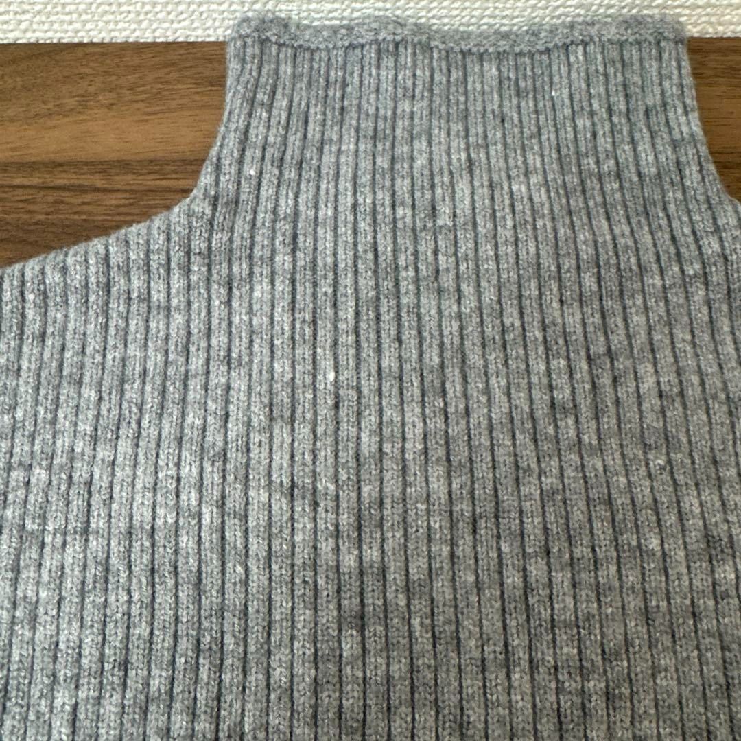 シャネル　グレー タートルネック バルーンスリーブ ニット グレー バルーンスリーブ タートルネックセーター レディース