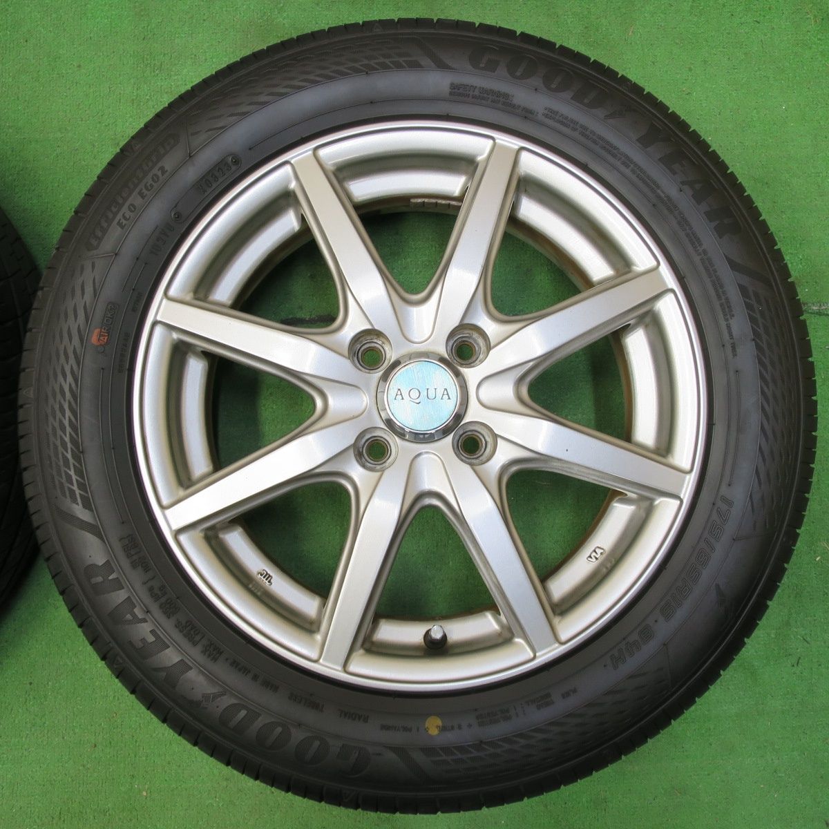 アクア装着　175/65R15 84H タイヤホイール　バリ山 アクア装着175/65R15 84H タイヤホイールバリ山