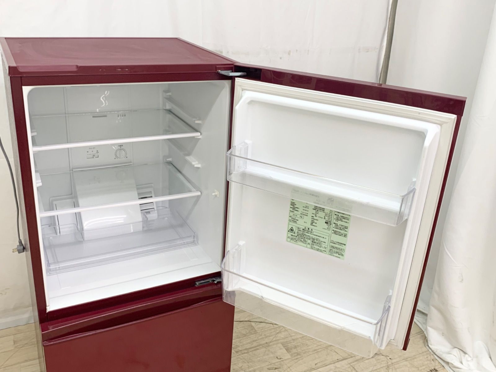 AQUA 157L 冷凍冷蔵庫 AQR-16E レッド 2016年製 中古 - キッチン家電