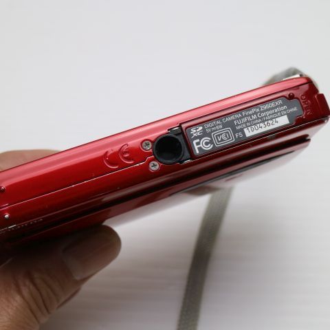美品 FinePix Z950EXR レッド 即日発送 FUJIFILM デジカメ デジタル 
