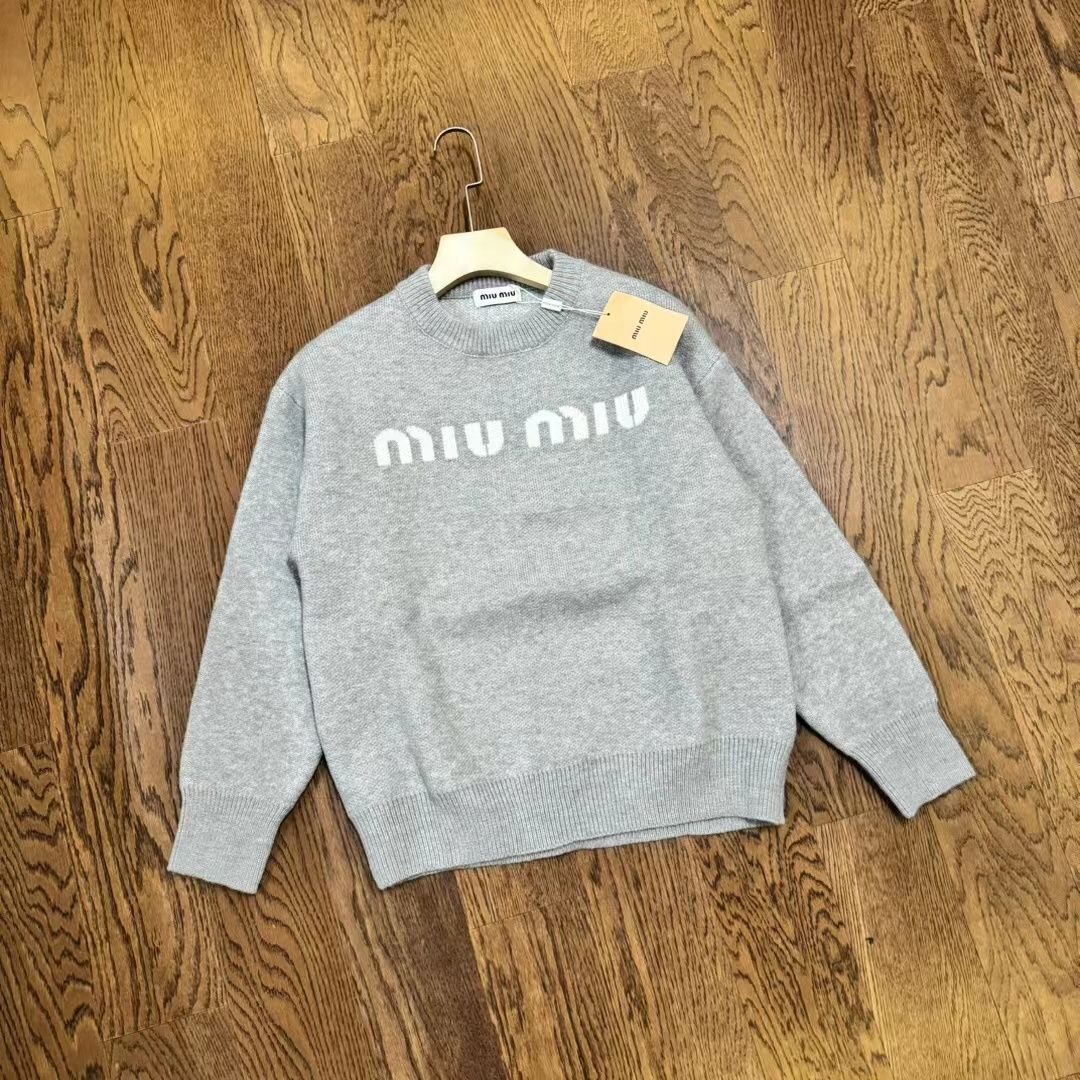 【クーポン有】洗練された◆MiuMiuミュウミュウ◆ロゴデザイン ウール＆カシミヤ  長袖ニット・セーター