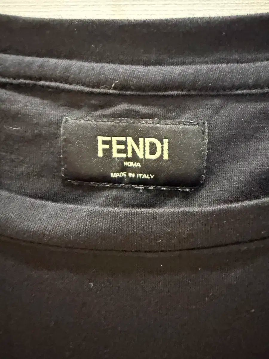 FENDI フェンディ 黒 マティーニ カクテル 半袖 Tシャツ