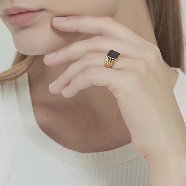 【SHAPES STUDIO】Vintage Squared シグネットリング SHAPES STUDIO】Vintage Squared シグネットリング - メルカリ