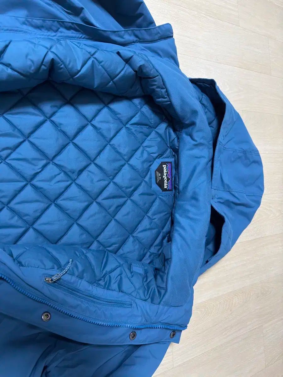 patagonia パタゴニア 男性用 イスマウス xl