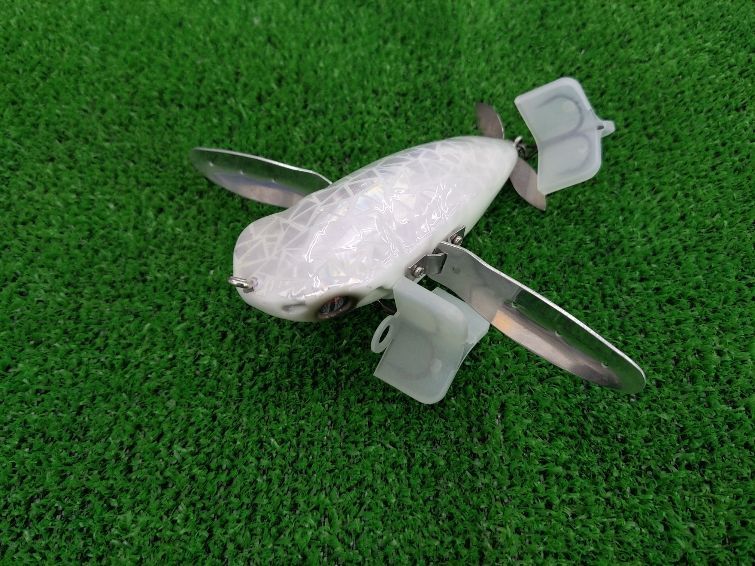 三田店 シグナル×ストックルアーズ リザードクローラー コラボカラー