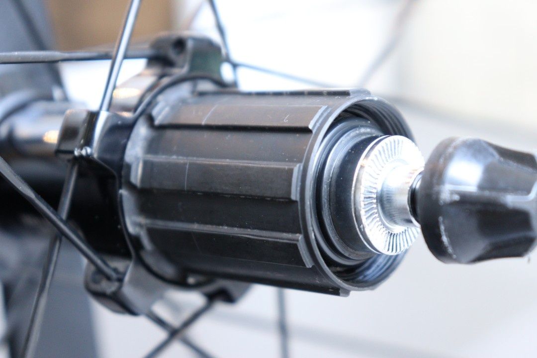 shimanoRs81 クリンチャー SHIMANO 700c WH-RS81-C24 シマノフリー クリンチャー（シマノ