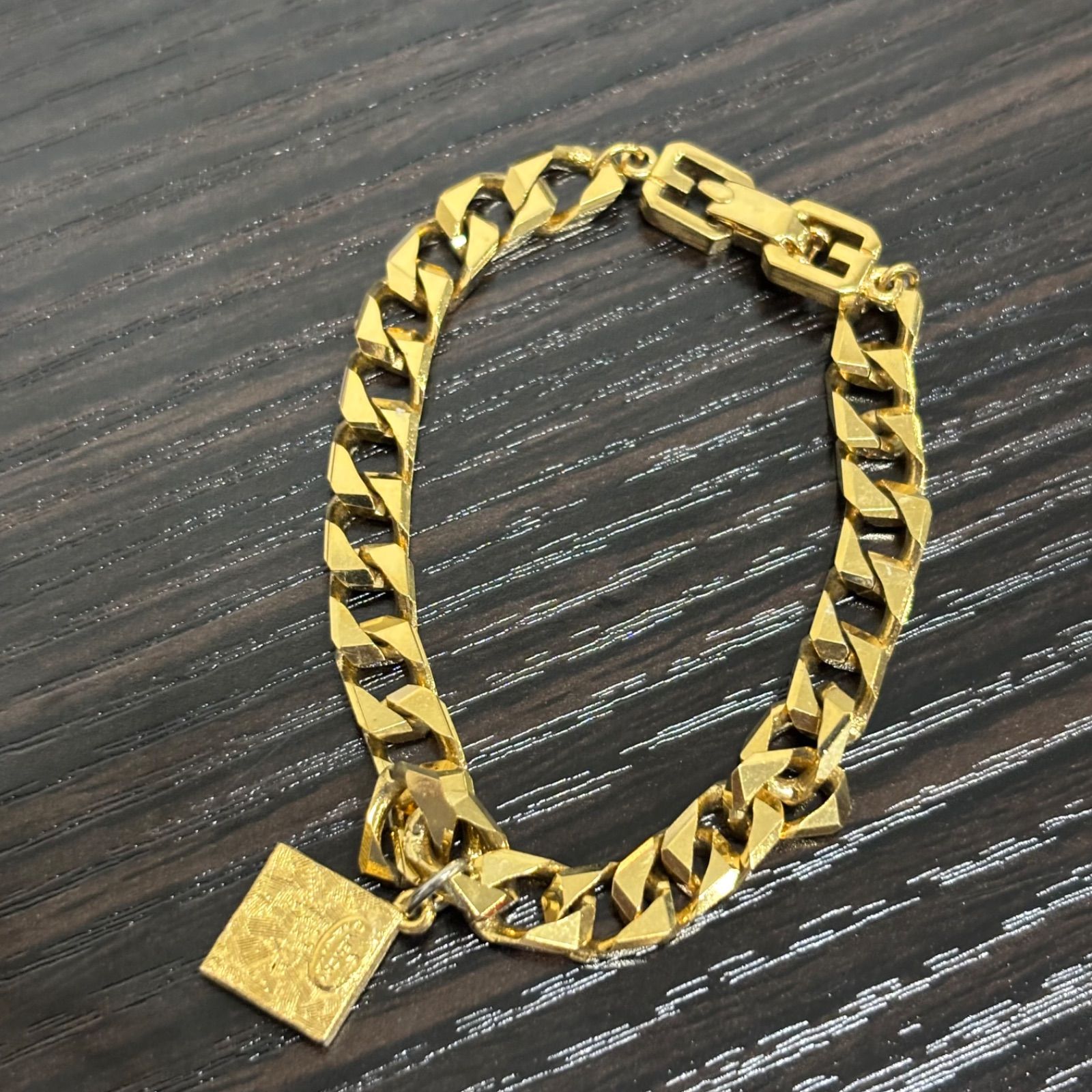 GIVENCHY ジバンシィ 喜平ブレスレット 4mm ゴールド 1-4 GIVENCHY ジバンシィ 喜平ブレスレット 4mm ゴールド 1-4 ⓇGIVENCHY