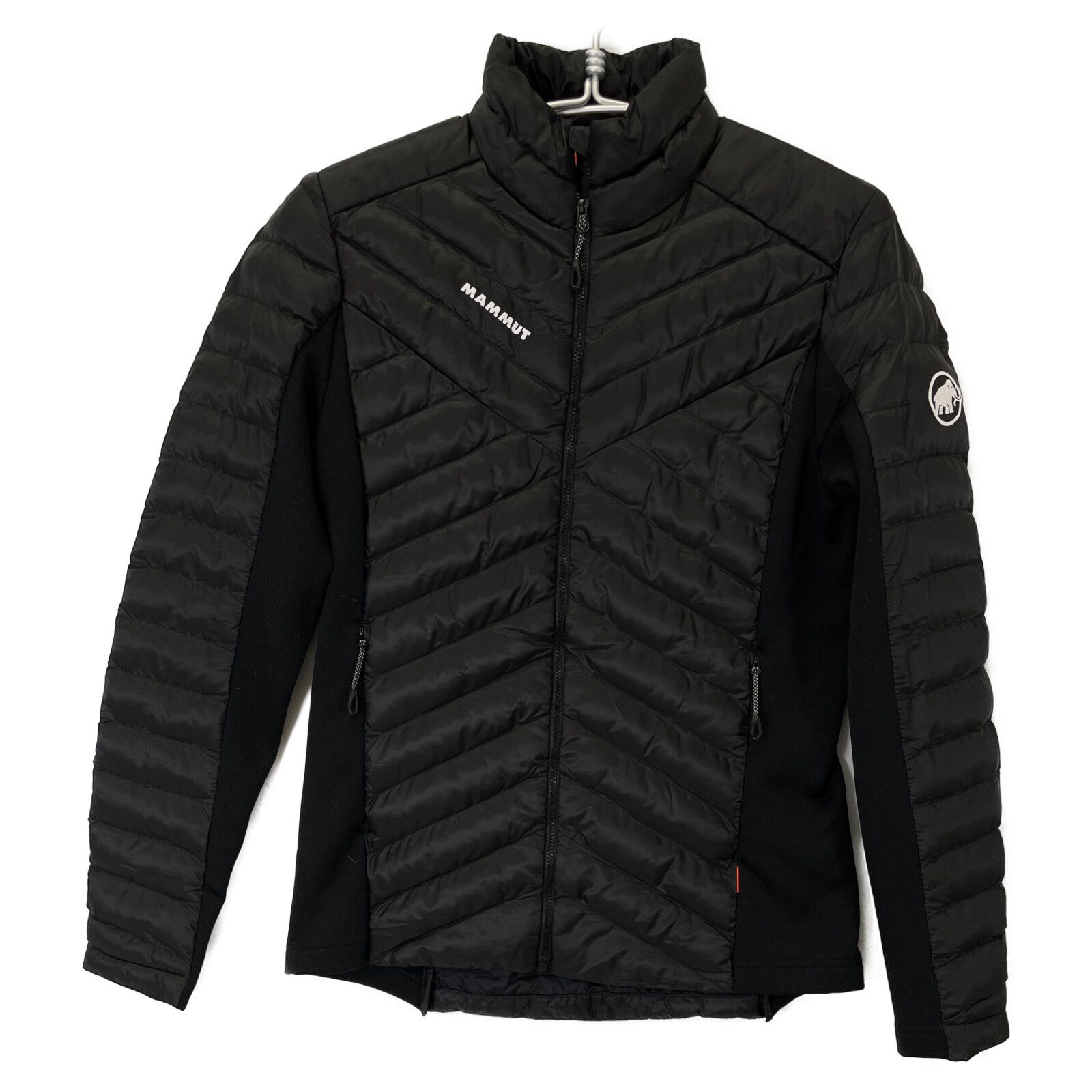 【新品】MAMMUT アルブラ インサレーション ジャケットXS MAMMUT マムート ﾌﾞﾗｯｸ ｱﾙﾌﾞﾗ ｲﾝｻﾚｰｼｮﾝﾀﾞｳﾝｼﾞｬｹｯﾄ S - メルカリ