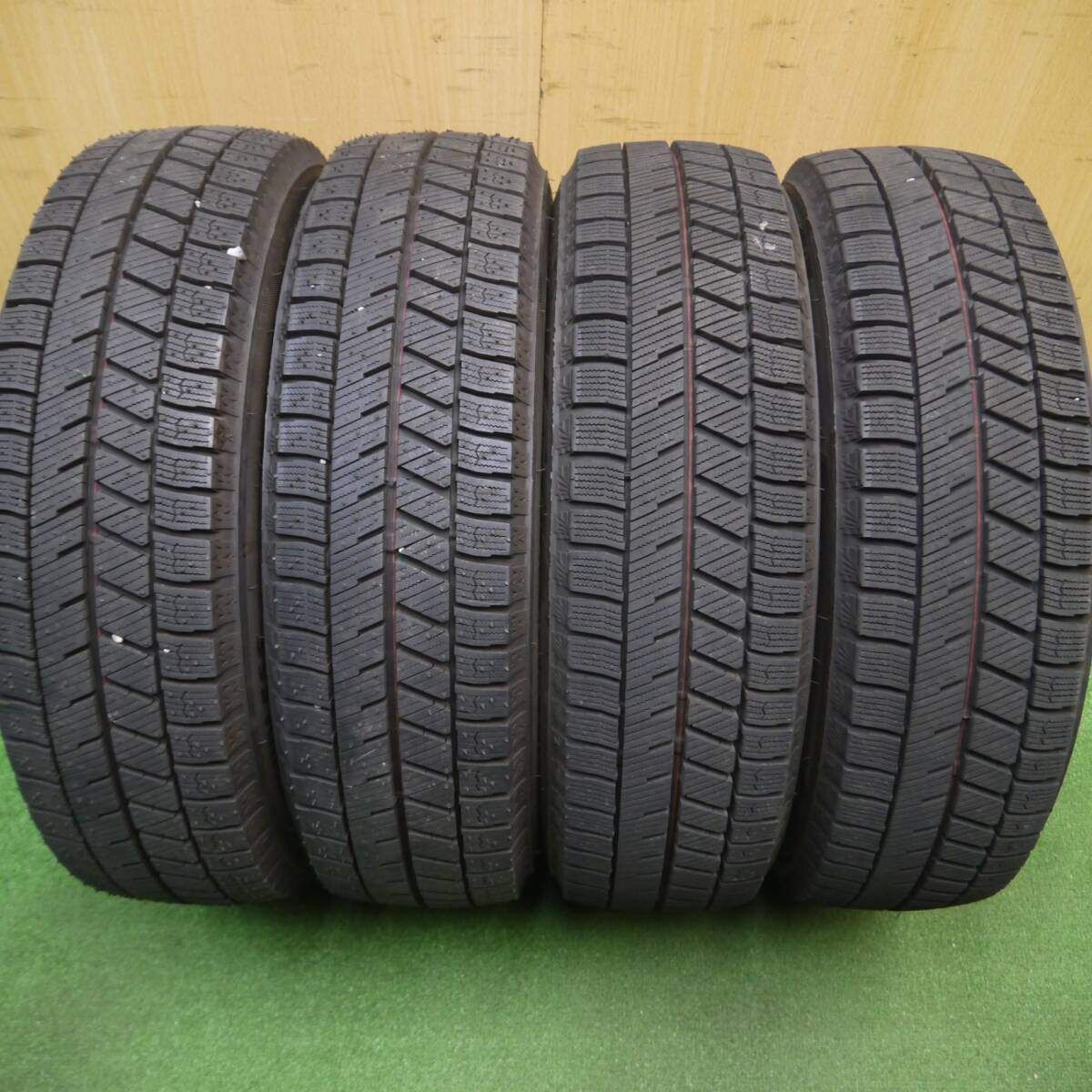 バリ溝!23年!キレイ!ほぼ10分☆スタッドレス 155/65R14 バリ溝!23年!キレイ!ほぼ10分☆スタッドレス 155/65R14