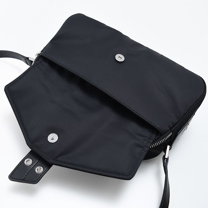 ♡GANNI♡送料・関税込 ナイロン カメラバッグ Ganni Bucky Recycled Nylon Camera Bag | Nordstrom