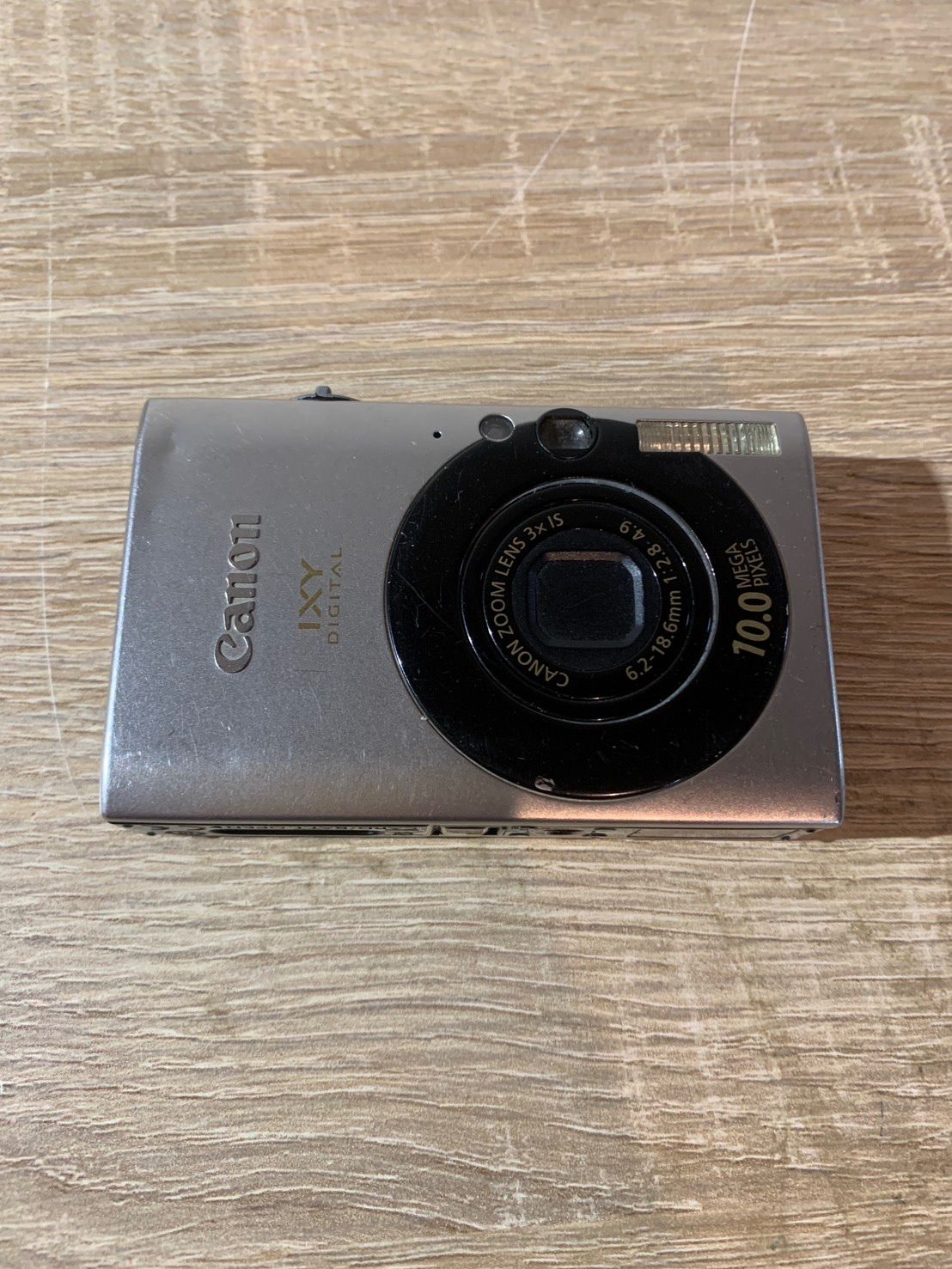 5915 Canon IXY DIGITAL 25 IS シルバー