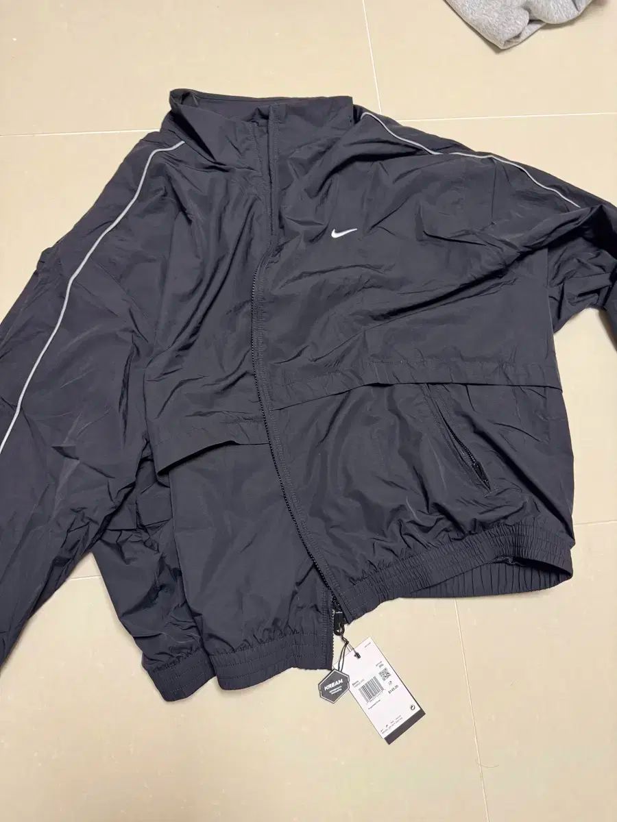 NIKE ナイキ nsw ソロ SOLO スウッシュ 바람막이