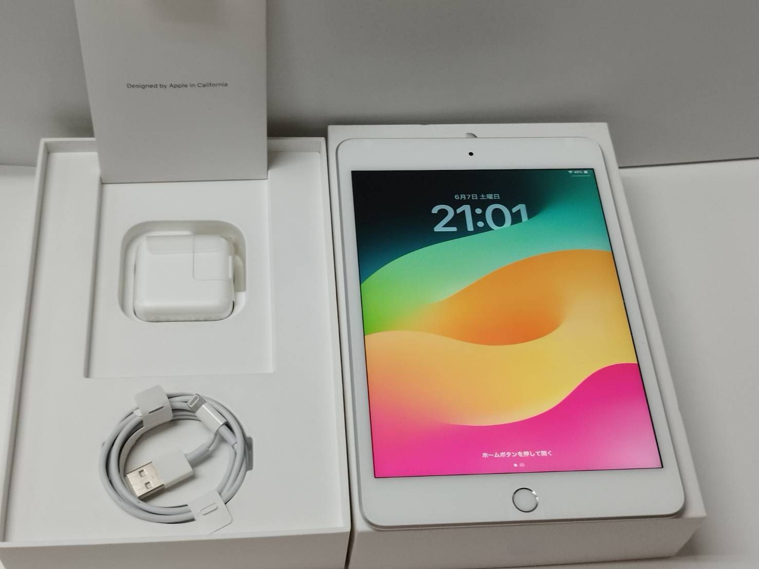 mini iPad Apple Wi-Fi+セルラーiPad 第5世代⁄A2124⁄64GBの通販