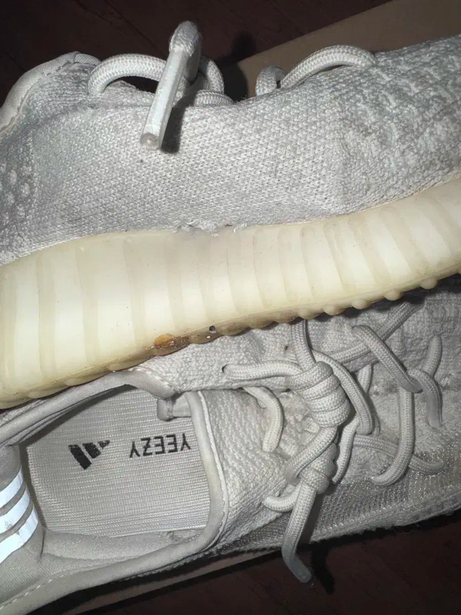  adidas アディダス イージー ブースター 350 V 2 ボーン サンダル サンダル