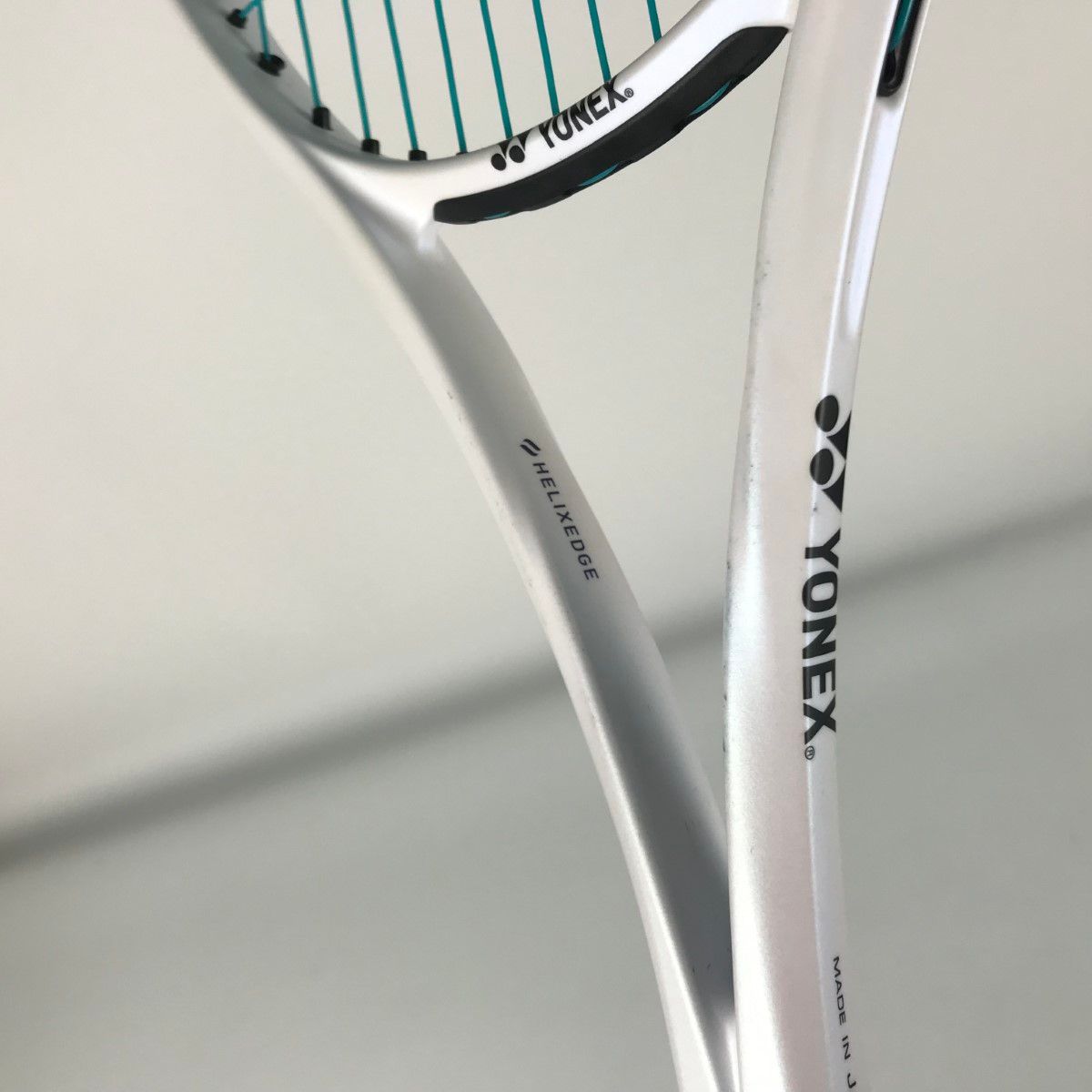 GEOBREAK 80V テニスラケット ホワイト YONEX GEOBREAK 80V プラウド