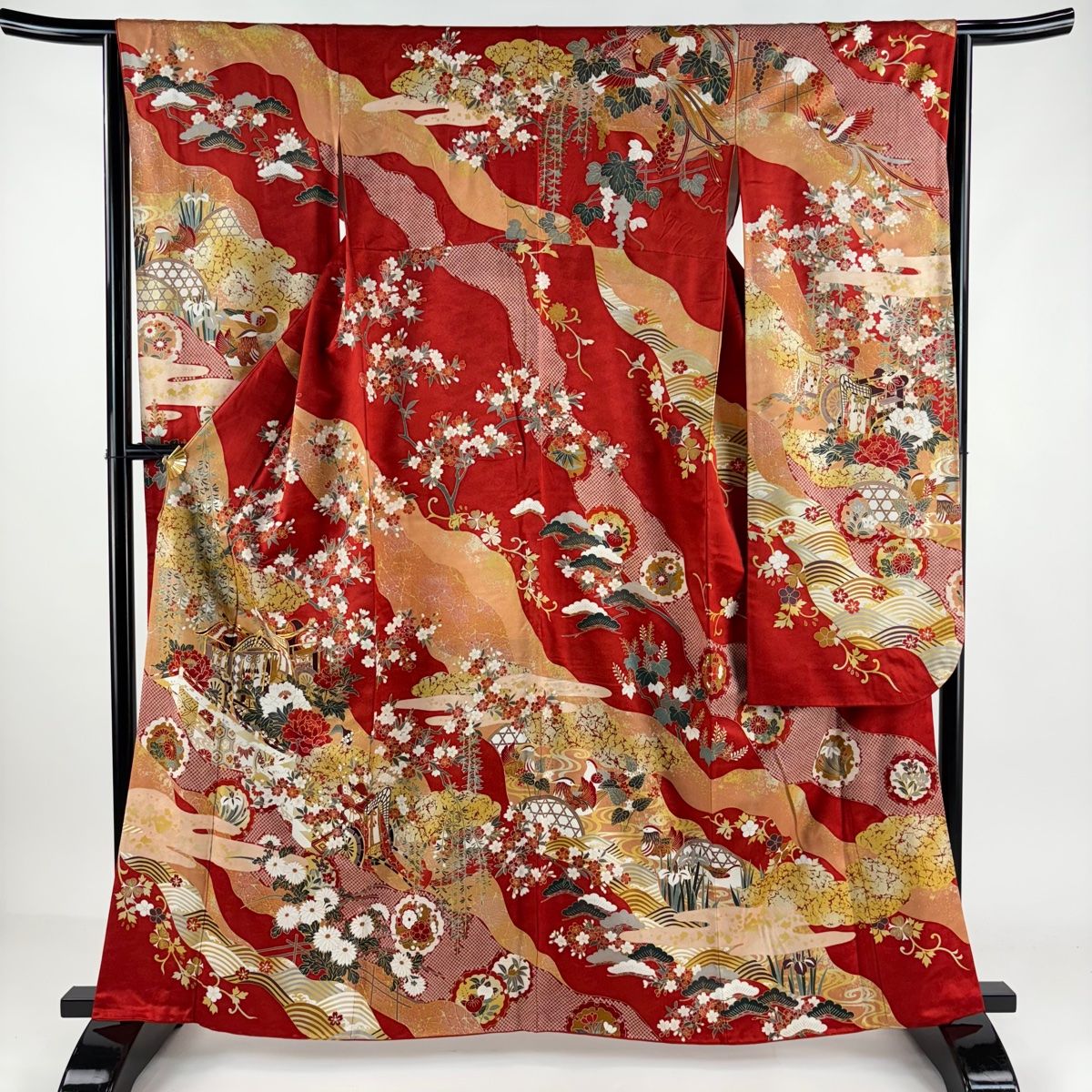 振袖 身丈160.5cm 裄丈64cm M 袷 御所車 桜 金糸 金銀彩 赤 正絹