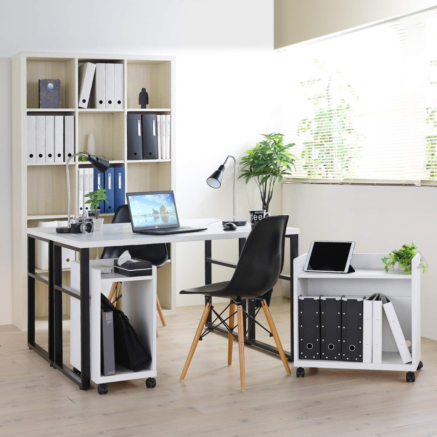 デスクサイドに便利