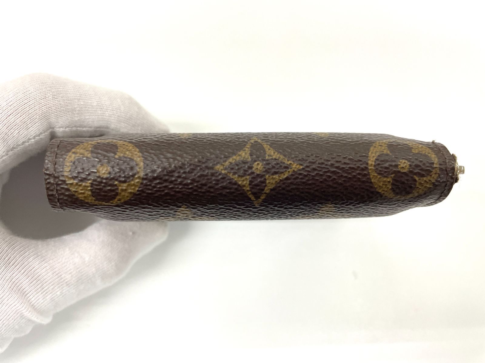 VUITTON ルイ