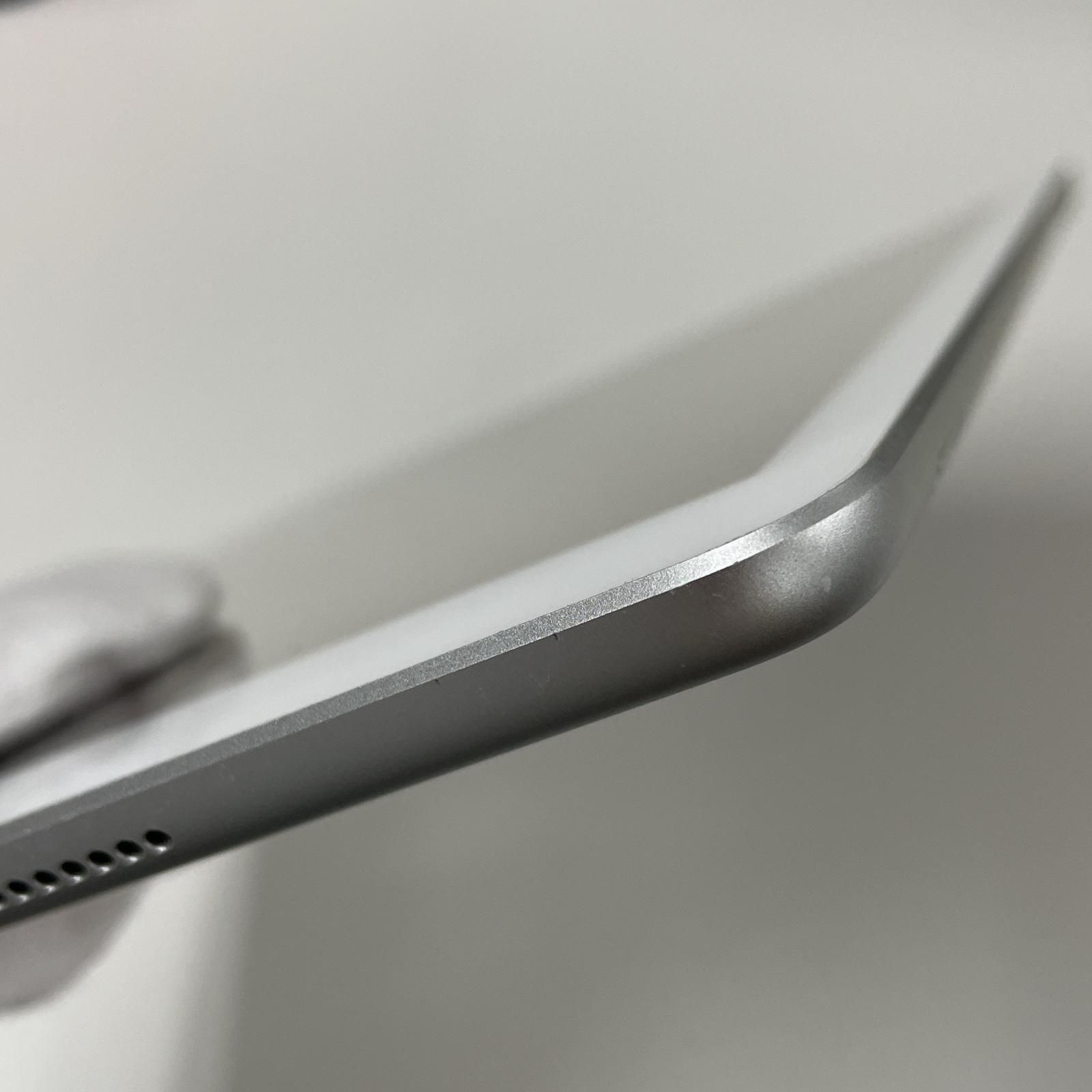au iPad 第5世代 WiFi+Cellular 32GB シルバー 【公式通販】