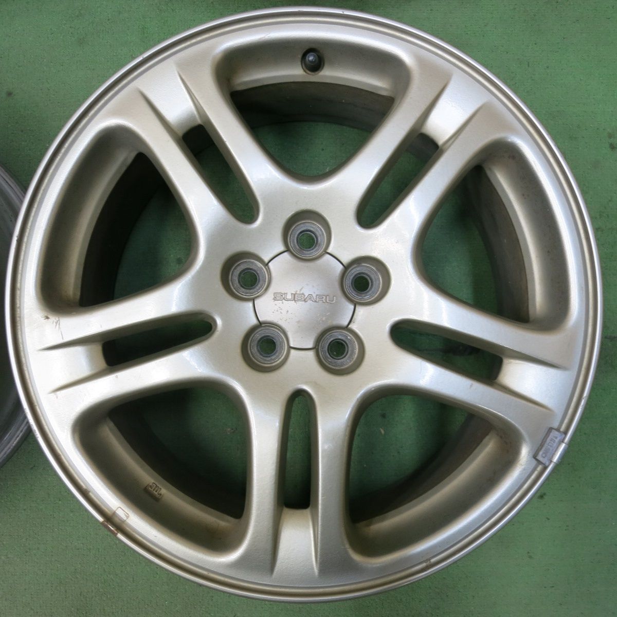 送料無料] 4本価格☆スバル レガシィ 純正 ホイール 17インチ 17