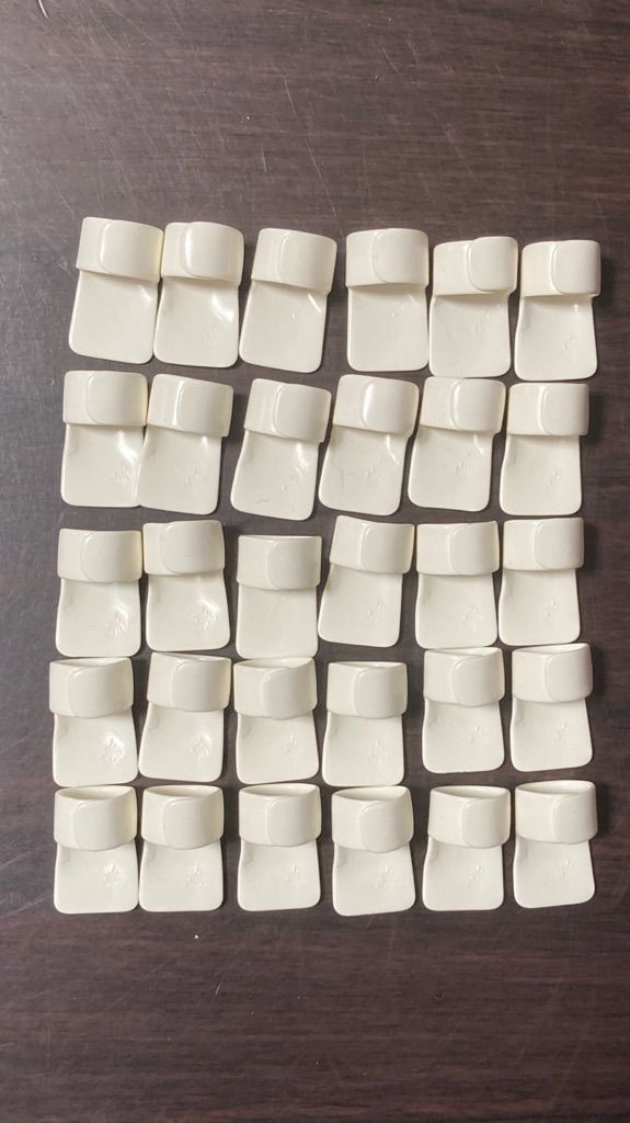 琴柱 白象印 琴用】琴柱（白象印/玉龍・プラスチック製）（13絃用