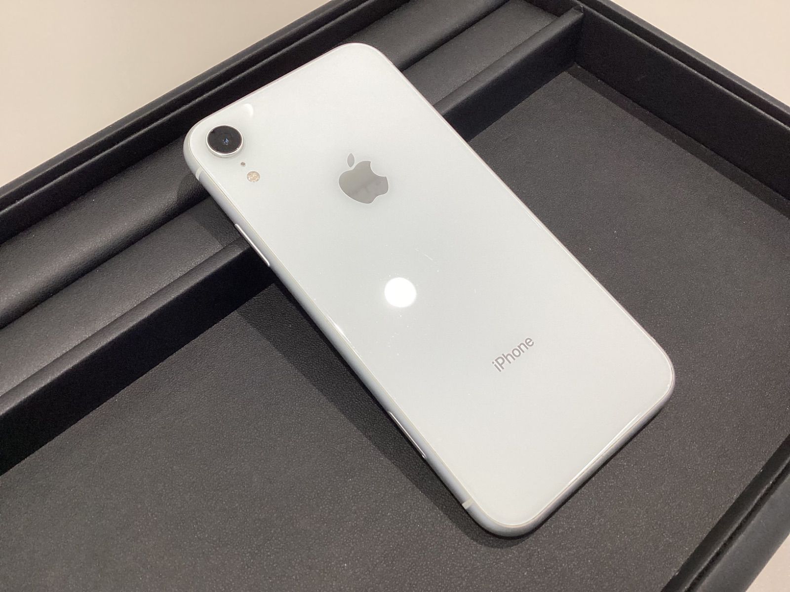 スマートフォン本体 iPhone XR Apple iPhone XR ホワイト 本体 スマートフォン・携帯電話
