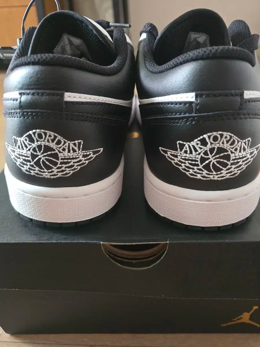 0 LOW JORDAN AIR ロー ジョーダン エア ナイキ WMNS ホワイト エアジョーダン | BRAND SE - グレー-ホワイト