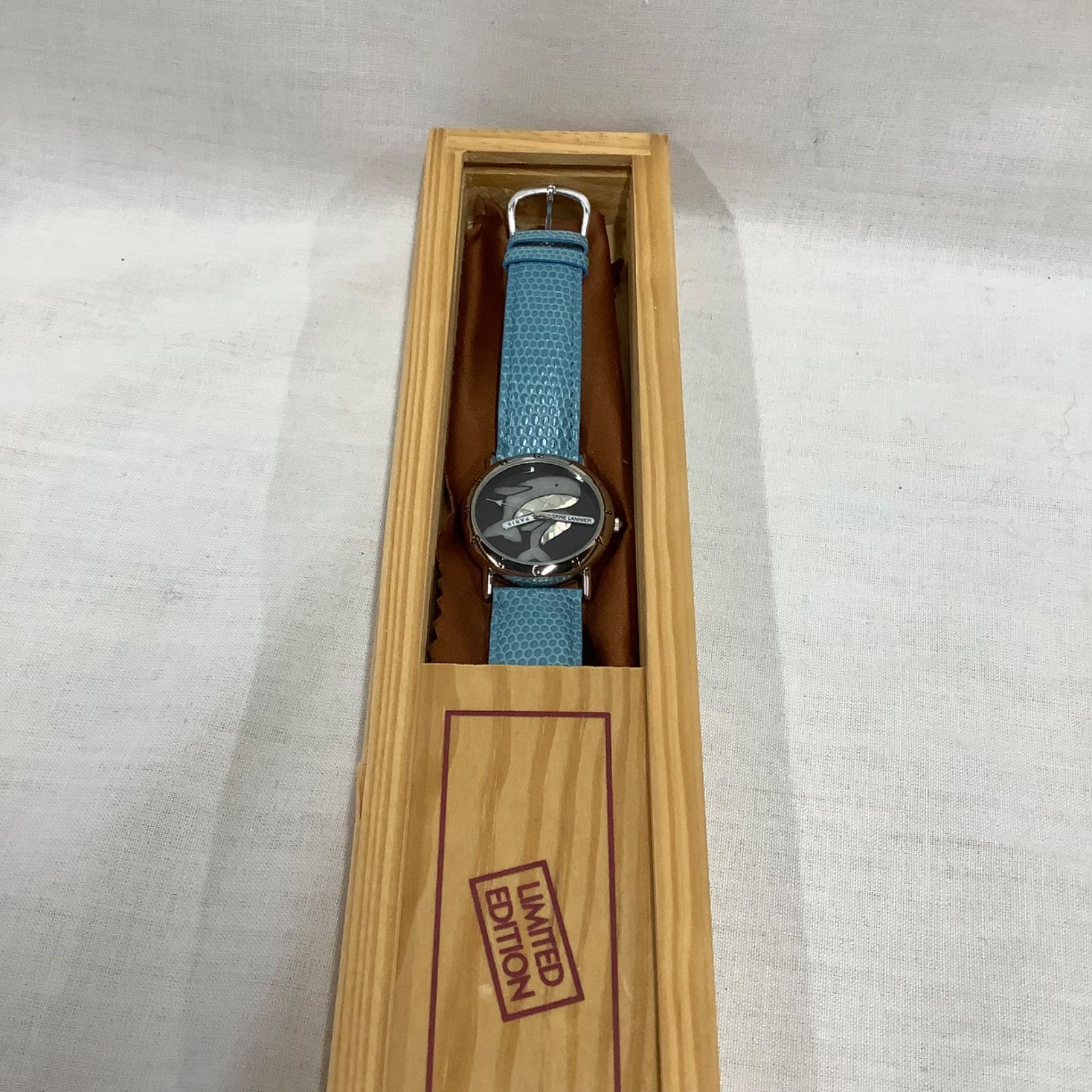限定品】Pierre Lannier（ピエールラニエ）腕時計 クォーツ 動物