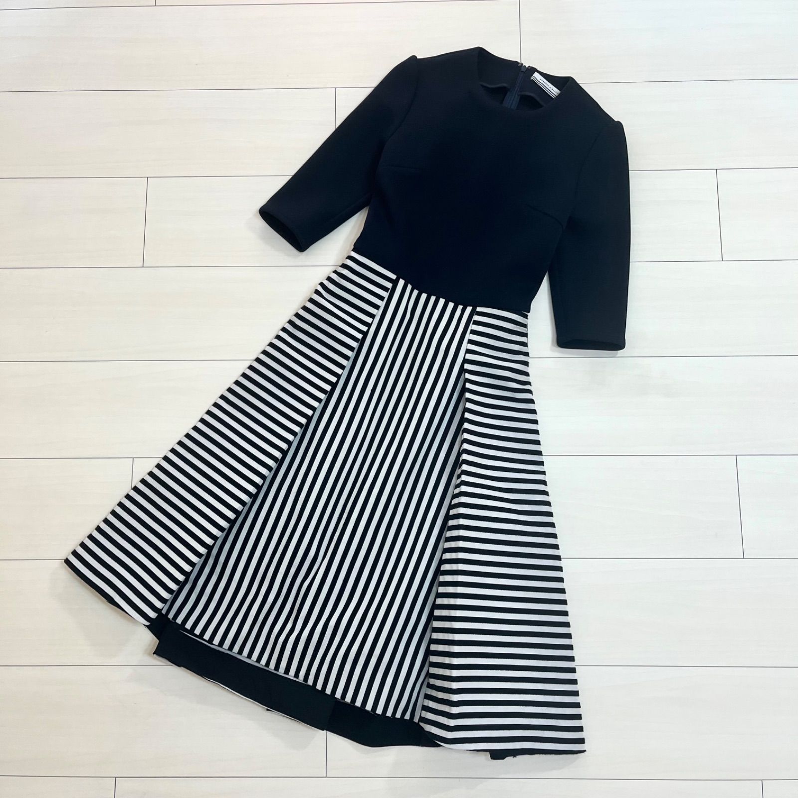 美品 BORDERS at BALCONY ボーダーズアットバルコニー タック