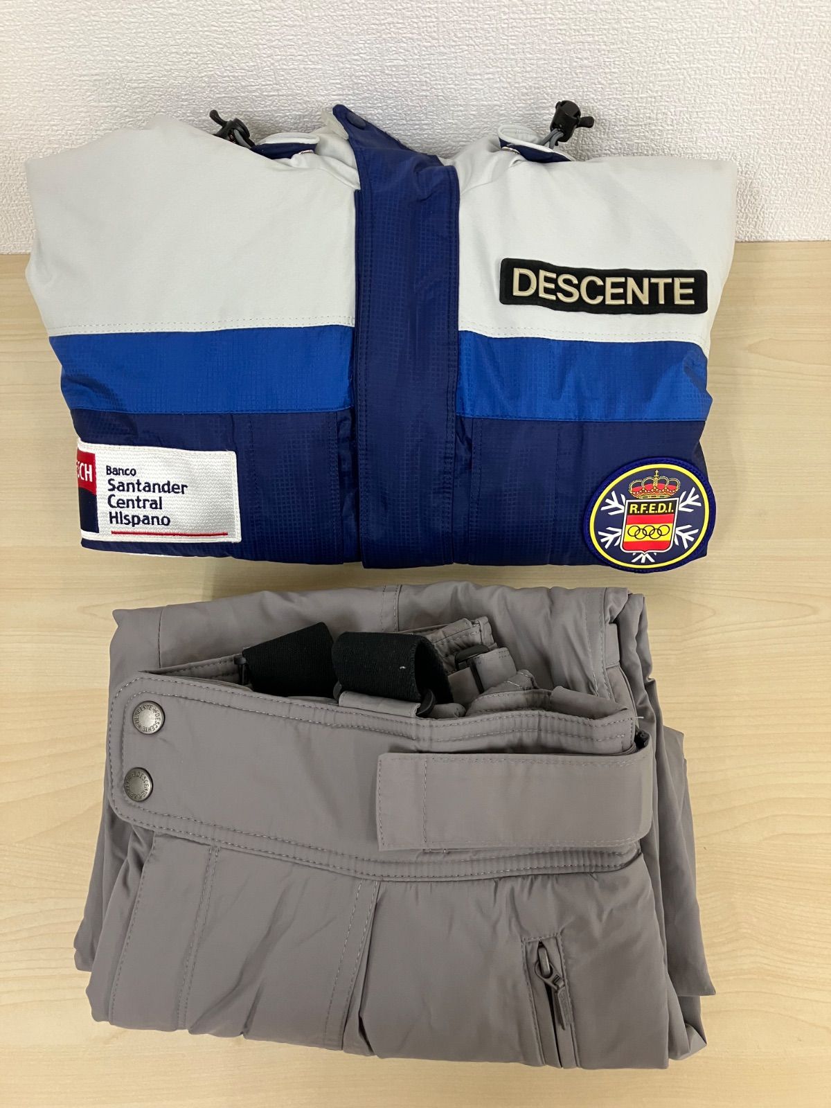 デサント スキーウェア 上下セット Mサイズ レディース ジュニア150160