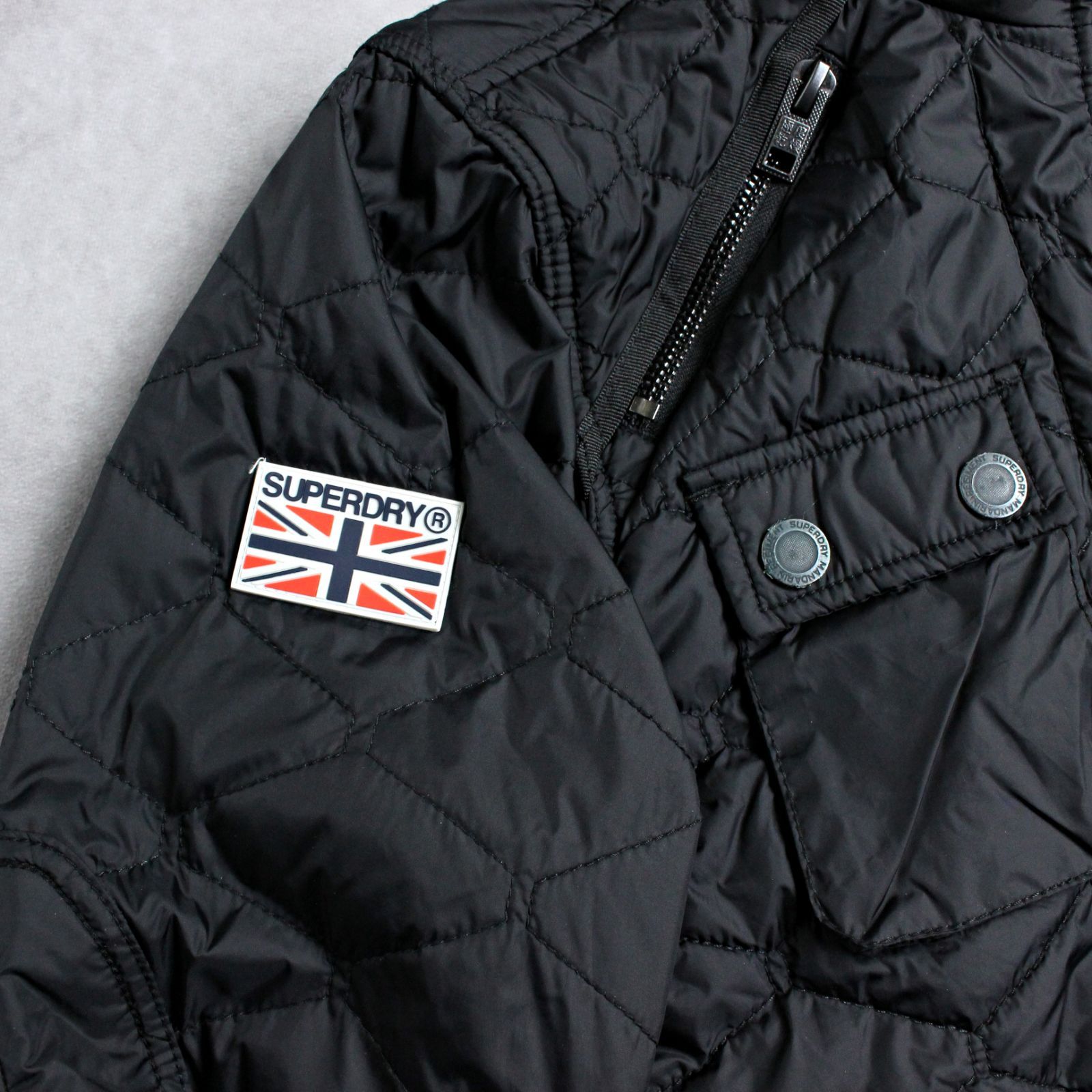 SUPERDRY/極度乾燥しなさい】中綿入り キルティングジャケット 