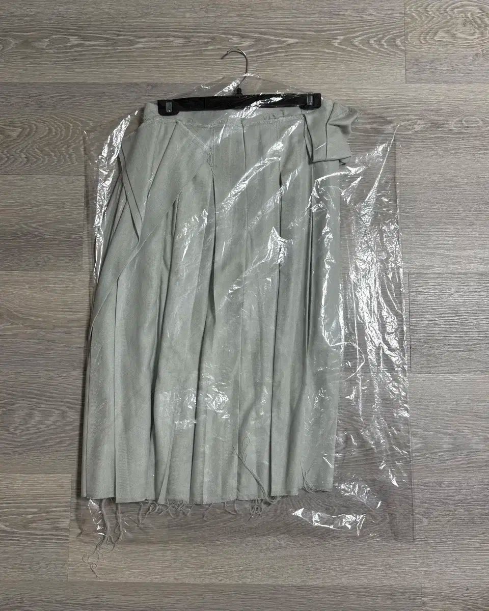 エオンツ Offbeat pleats skirt mint オフビート プリーツ SIROKUMA-CORPORATION_COM