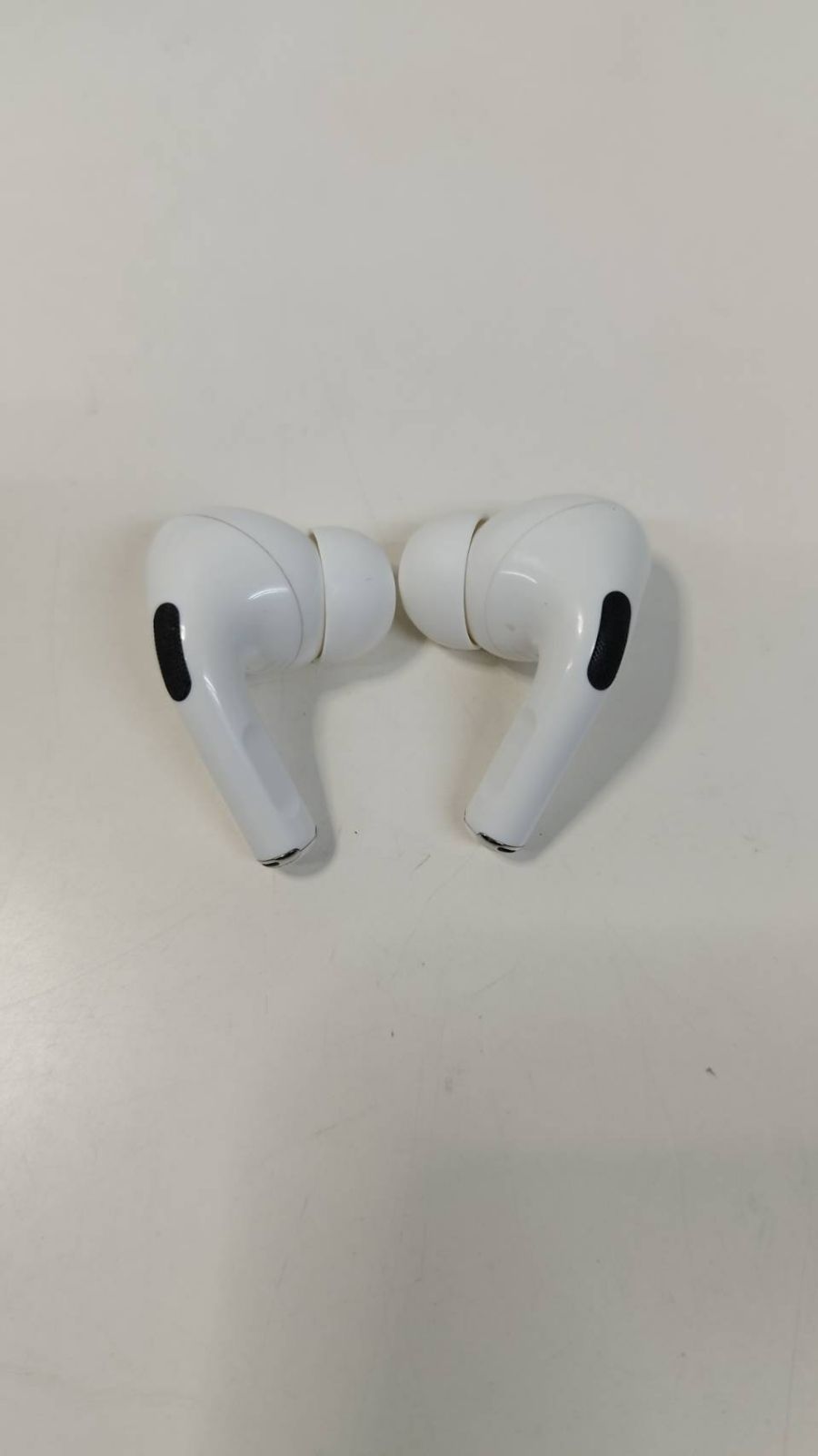 ジャンク】AirPods Pro 第1世代 (A2083,A2084) イヤホンのみ！ - メルカリ