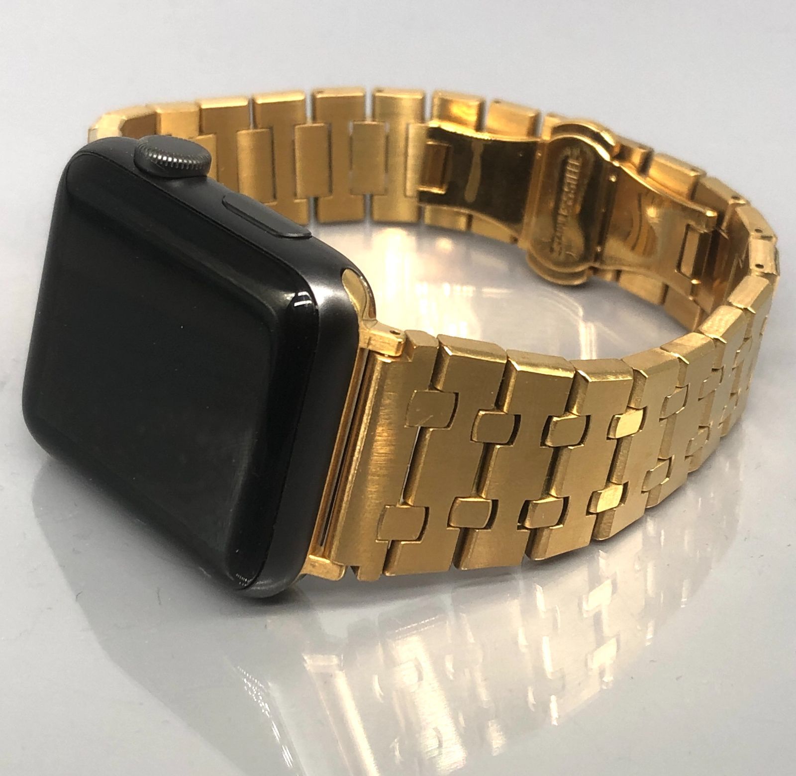 未使用級 Apple Watch ウルトラ 49mm ベルト カーボン ゴールド 未使用級 Apple Watch ウルトラ 49mm ベルト カーボン ゴールド
