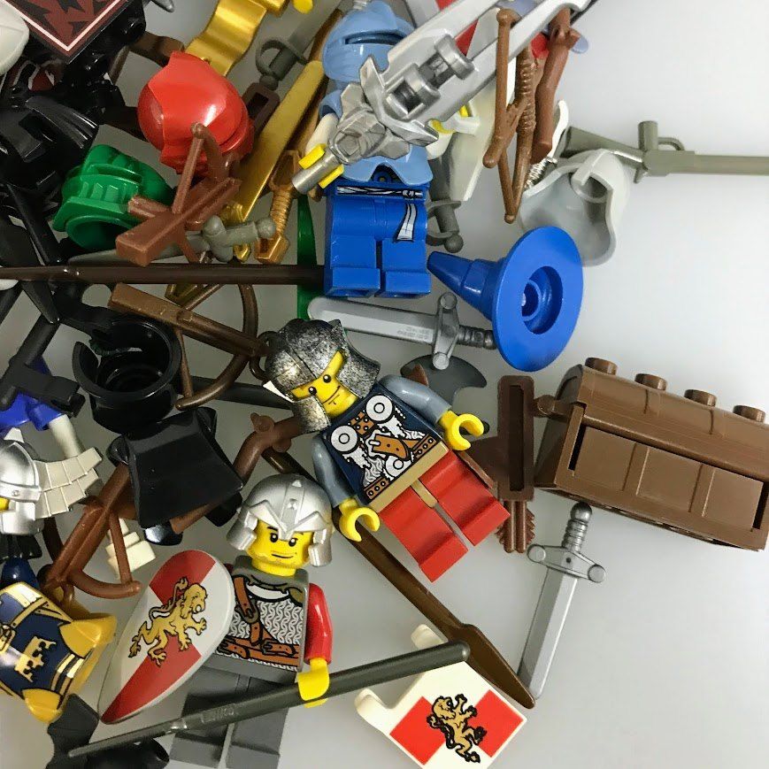 中古 LEGO レゴ お城シリーズ ミニフィグ 武器 他 バラバラ