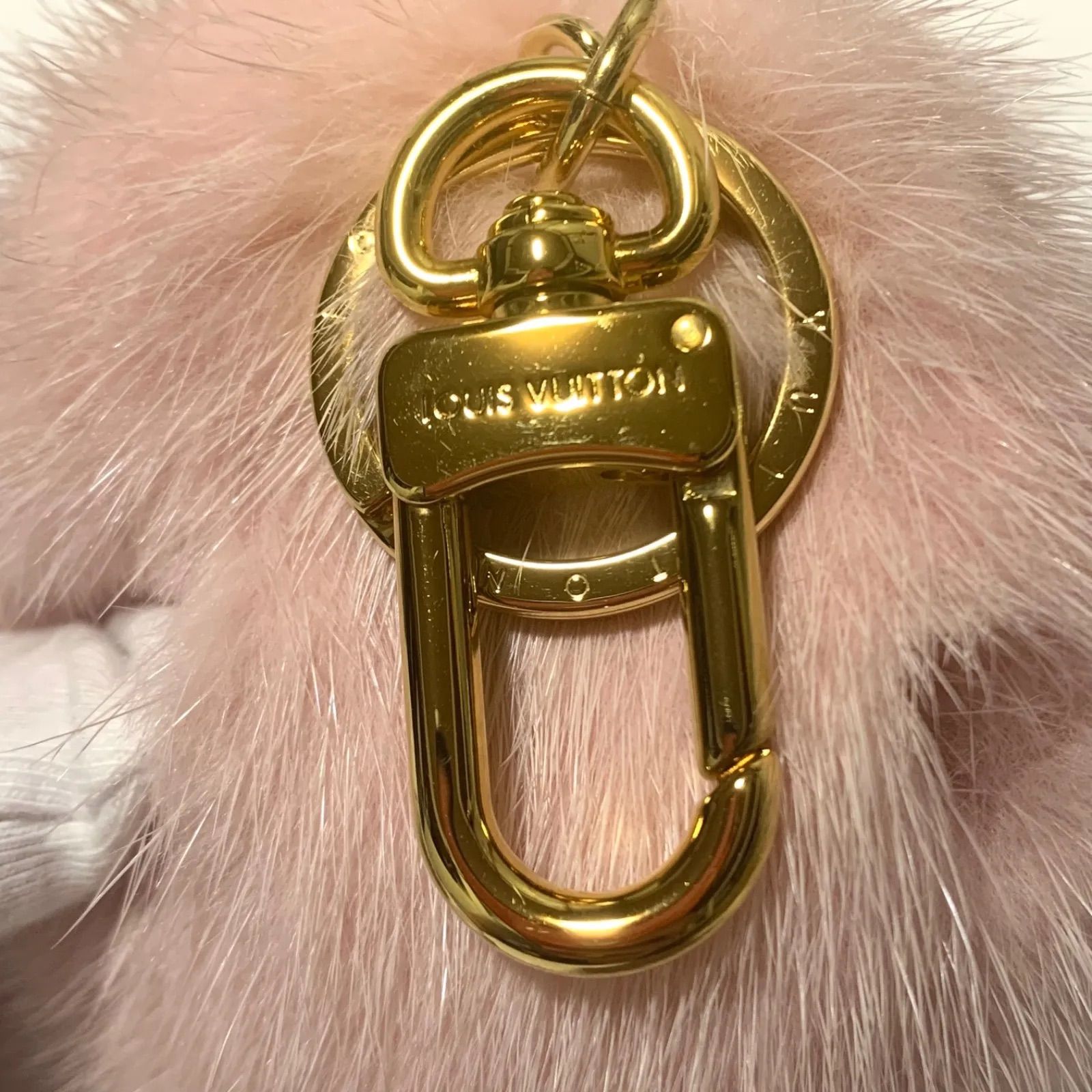 キーホルダー M68450 ビジューサック・ワイルドファー バッグチャーム