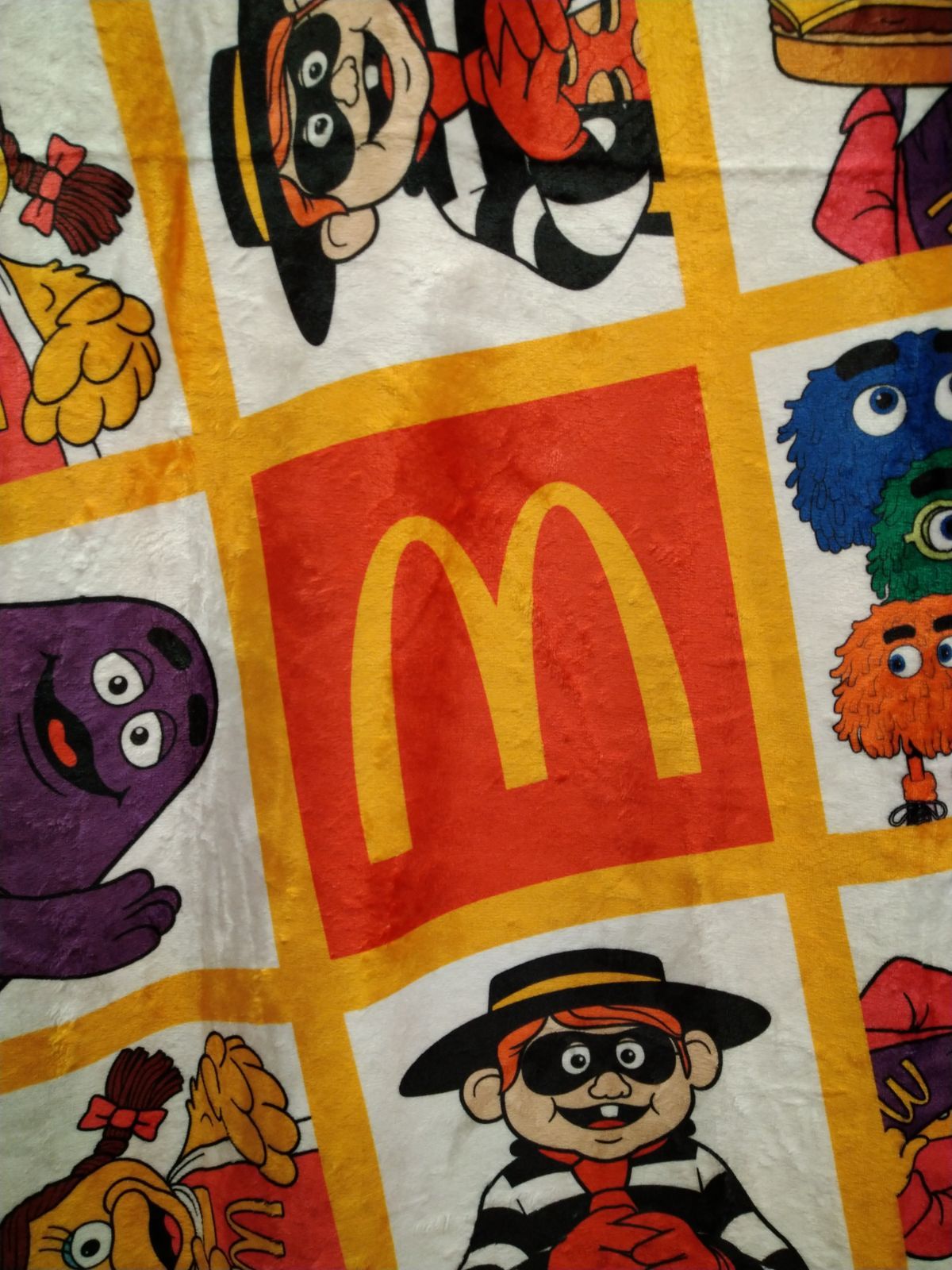 マクドナルド　特大ブランケット　ファミリーブランケット 　McDonald's マクドナルド 特大ブランケット ファミリーブランケット McDonald's