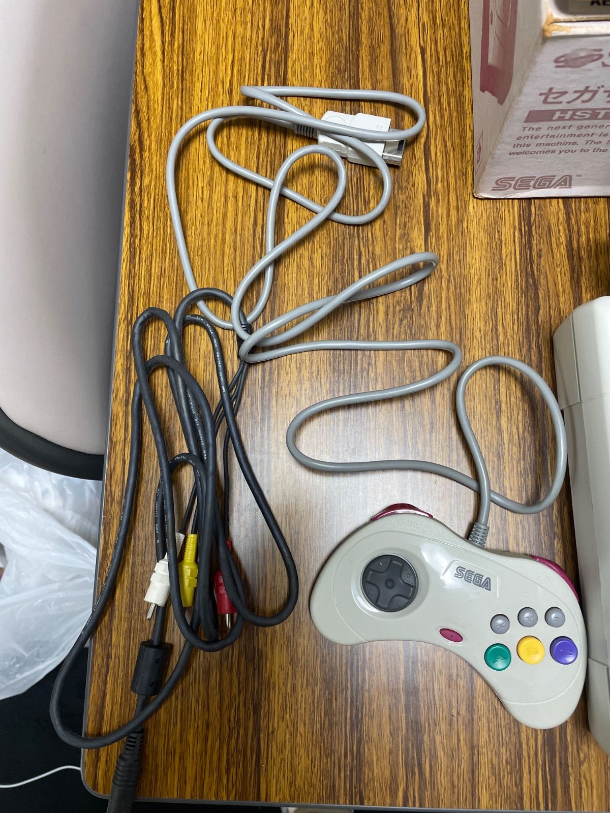 セガサターン 本体 箱付き セガサターン HST-0014 ゲーム機本体 箱あり