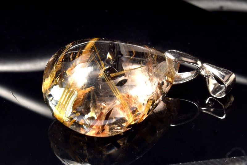 ピッカピカ！迷ったらこれ！綺麗なタイチンルチルたん！ 1点物】シルバー925 AAA☆黄金の輝き ヘマタイトイン